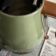 デロンギ　電気ケトルの画像