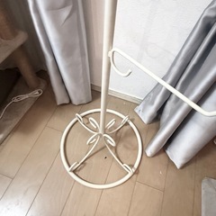 【お譲り予定者決定】姫系ハンガーラックホフホワイトの画像