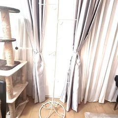 【お譲り予定者決定】姫系ハンガーラックホフホワイトの画像