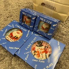 新品　未使用　クリスマス　食器セット　プレート2枚、マグカップ2個の画像