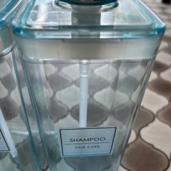 ニトリ ディスペンサー 3個セットの画像