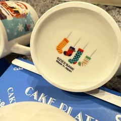 新品　未使用　クリスマス　食器セット　プレート2枚、マグカップ2個の画像