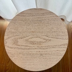 サイドテーブル　直径40cm 木製の画像