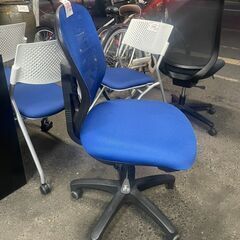 リサイクルショップどりーむ荒田店　No5527 OAチェア　事務椅子　背もたれメッシュ　座面高さ調節可能♪の画像