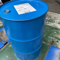 空きドラム缶　　２００リットル　ドラム缶　　空き缶　インテリアなどに‼️の画像