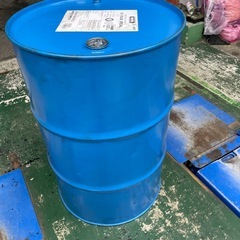空きドラム缶　　２００リットル　ドラム缶　　空き缶　インテリアなどに‼️の画像