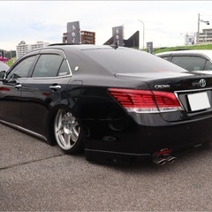 トヨタ クラウンロイヤルサルーンG KAZSUS bremboの画像