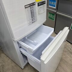 J2189 【リユースのサカイ柏店】 冷蔵庫 シャープ　SHARP SJ-D14E-W 2019年製　クリーニング済み 参考価格 28,800 円の画像
