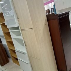 リユースのサカイ栃木店★ジモティ割あり★  収納棚 ベージュ W43×D42×H179.5 クリーニング済み TC11845の画像