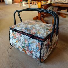 ヴィンテージ ソーイングボックス 裁縫箱 小物入れ 収納箱 レトロ 花柄　/TJ-2682 2Fの画像