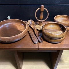 木製のサラダボールセットの画像