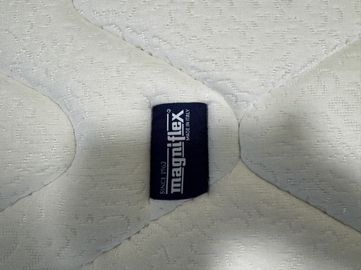 トッパーつき】magniflex/マニフレックス セミダブル メッシュウィング