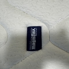 【トッパーつき】magniflex/マニフレックス セミダブル　メッシュウィングの画像