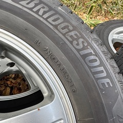 ブリヂストンVRX3 195/65R15 114.3-5H 6J+53の画像