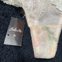 特価５　ワコールサルートＭサイズの画像