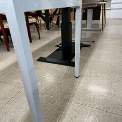 ★リユースのサカイ高崎店★TJ13542  ガラステーブル 白 H72×D75×W75 クリーニング済みの画像