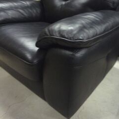 ② 複数在庫あり! 革製 1人掛けソファ 幅105cm ブラック ソファ 1Pソファ ソファー 札幌市東区 新道東店の画像