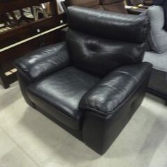 ② 複数在庫あり! 革製 1人掛けソファ 幅105cm ブラック ソファ 1Pソファ ソファー 札幌市東区 新道東店の画像