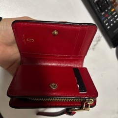マークジェイコブス 折り財布の画像