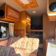 キャンピングカーの画像