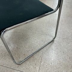 ★リユースのサカイ高崎店★TJ13549  チェアー 深緑 H37.5×D42.5×W42 クリーニング済みの画像