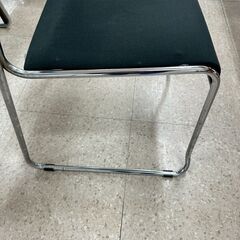 ★リユースのサカイ高崎店★TJ13549  チェアー 深緑 H37.5×D42.5×W42 クリーニング済みの画像