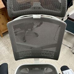 ★リユースのサカイ高崎店★TJ13550 (株)ニトリ 椅子 白/グレー H132×D57×W71 クリーニング済みの画像