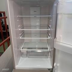 454 送料設置無料  日立自動製氷機能付き大型冷蔵庫　315Lの画像