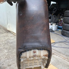 xjr400  　3段シートの画像