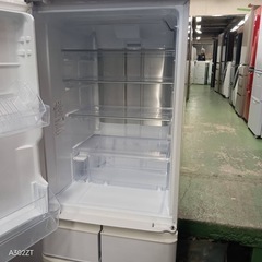 455 送料設置無料  SHARP自動製氷機能付き大型冷蔵庫　412Lの画像