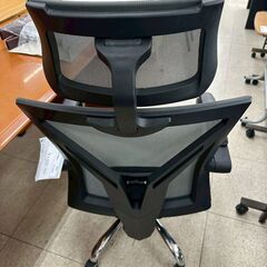 ★リユースのサカイ高崎店★TJ13553  椅子 黒 H116×D55×W60 クリーニング済みの画像