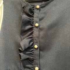 10)ブラウス　紺Lの画像