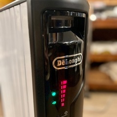 De'longhi デロンギ MDH15-BK 10-13畳 mdh15 オイルヒーター 展示品 保管品 美品 暖房 ヒーター de'longhi delonghiの画像