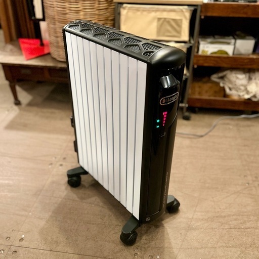 De'longhi デロンギ MDH15-BK 10-13畳 mdh15 オイルヒーター 展示品 保管品 美品 暖房 ヒーター de'longhi delonghi　上位モデル　ヒートショック対策　子供　子ども　ペット　安心　安全　乾燥　空気を汚さない