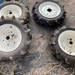 耕運機タイヤ　水田用１組　畑作業用２組の画像