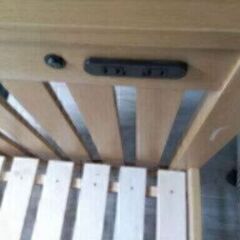 クリスマスセール！シングルすのこベッド コンセント、照明、宮棚付きの画像