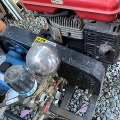 エンジンポンプ　ジャンク品の画像