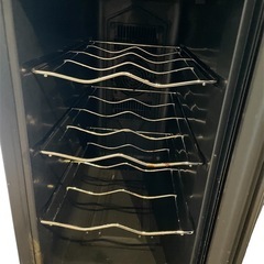 12/9 10:00-15:00引取りできる方　ワインセラー　コンポジット　の画像