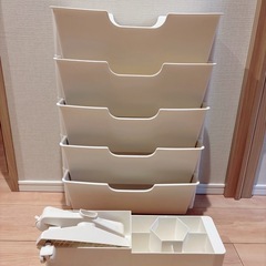 マガジンラック(キャスター付き)の画像