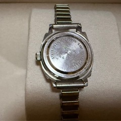 【お譲り予定者決定】SEIKO シルバー 手巻き時計 日付レディースの画像