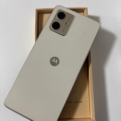 MOTOROLA／moto g 64y 5G／バニラクリームの画像