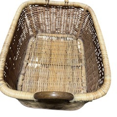 【ご自宅までお届けします。】ラタン　カゴの画像