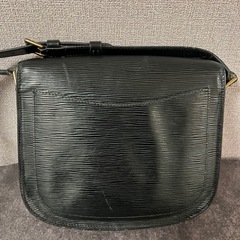 ルイヴィトン エピ サンクルー ショルダーバッグ 黒の画像