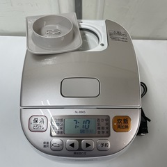 R403 ☀️ ZOJIRUSHI 炊飯ジャー 3合炊き 17年製 NL-BB05 ⭐ 動作確認済 ⭐ クリーニング済の画像