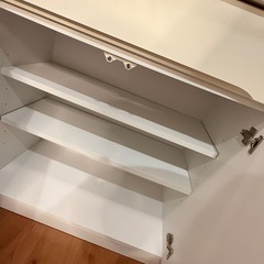 食器棚の画像