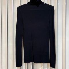 14)ユニクロリブニット黒lの画像