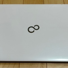 富士通 ホワイト 美品 ノートパソコン SSD 500GB Office2024 Windows11 の画像
