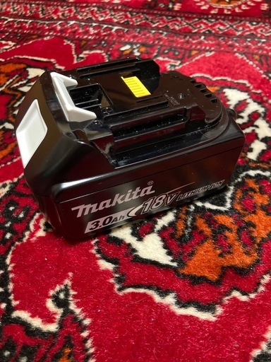 マキタ バッテリー 18v 3AH 美品