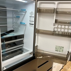 【安心1年保証付き】4ドア冷蔵庫　AQUA  AQR-V46Rの画像