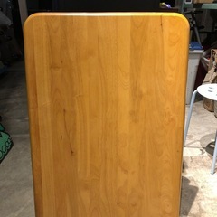 折りたたみテーブル　天然木の画像